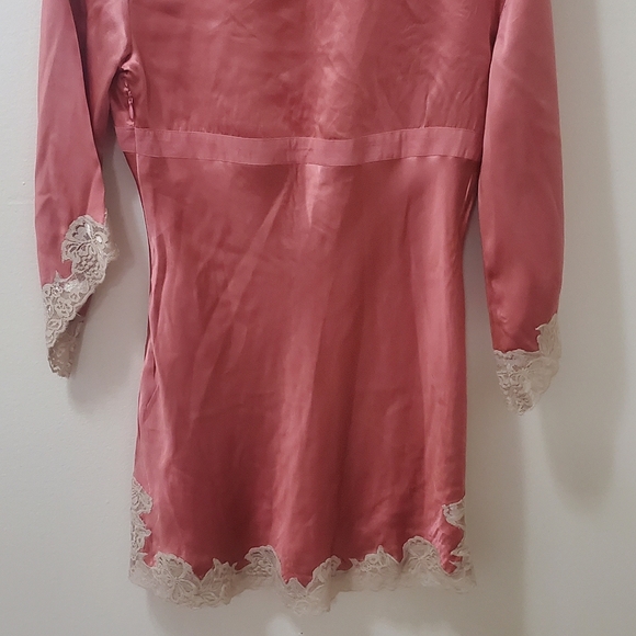 Newport News Silk lace trim empire top - Picture 5 of 5